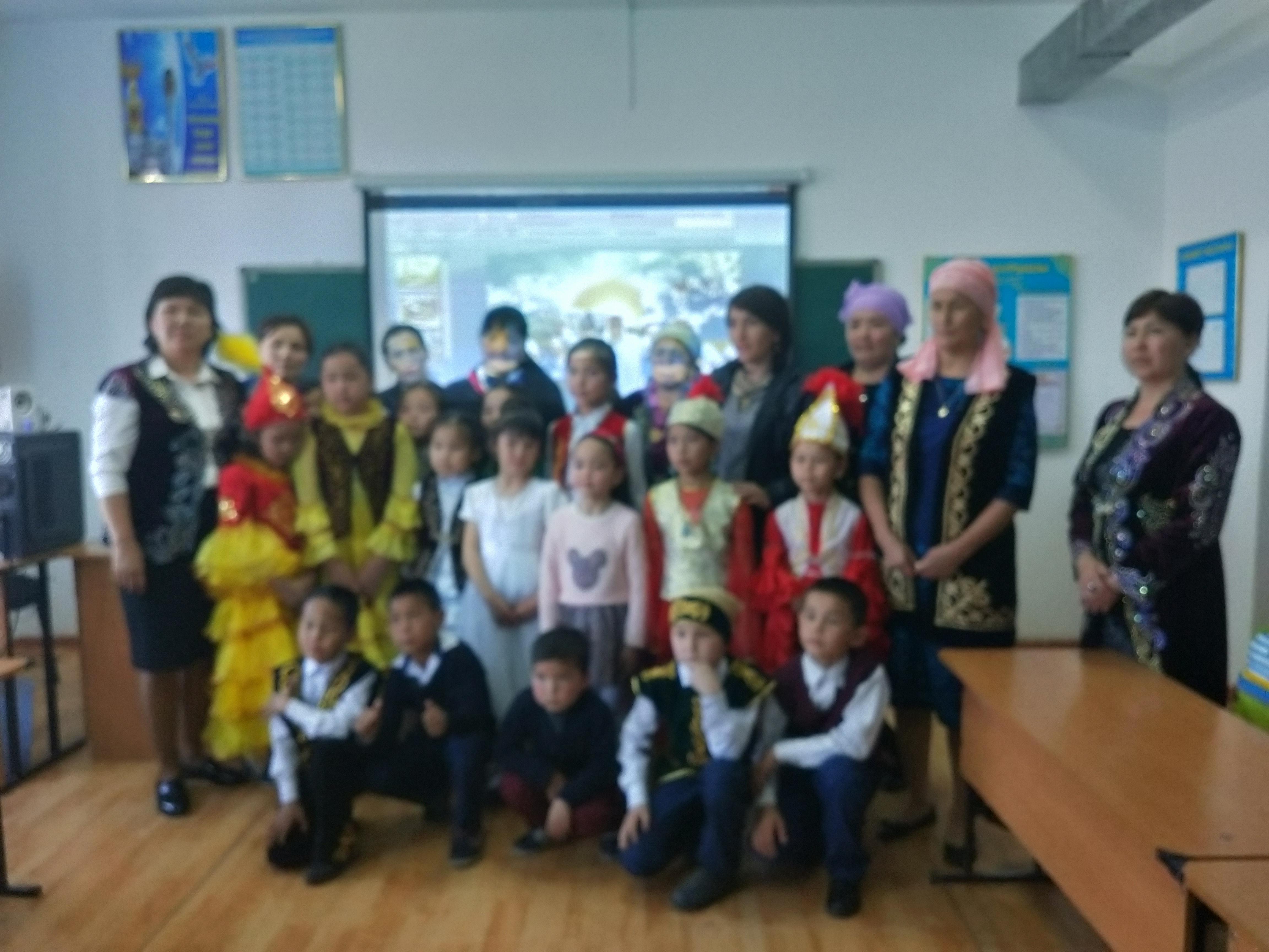 "Төрлет, төрлет Наурыз!" атты тәрбие сағатын өткізді.