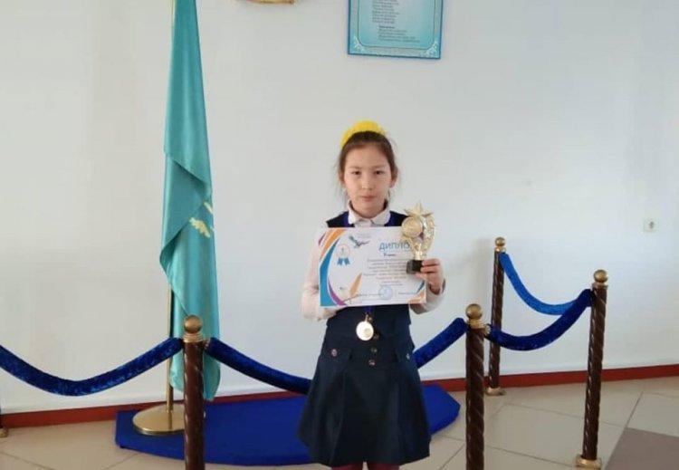 "Көркемсөз" жаныры бойынша өнер көрсеткені үшін ІІ орынмен марапатталды.