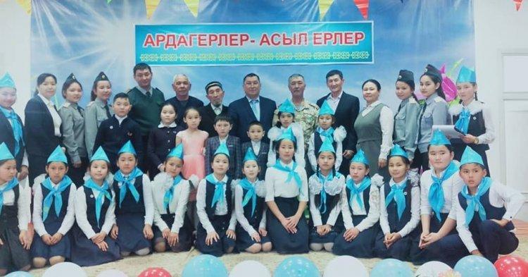 "Ардагерлер-асыл ерлер" атты ауған соғысының ардагерлерімен кездесу кеші өткізілді.