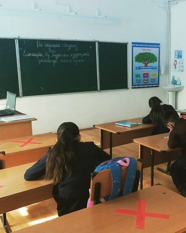 "Елтаңба, Ту, Әнұран, өздеріңмен қашанда бағым, арым" тақырыбында эссе байқауы ұйымдастырылды.